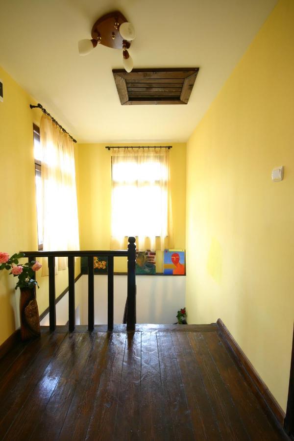 Private 4Br-2Ba Guest House Dryanovo With Pool And Free Parking Exterior photo