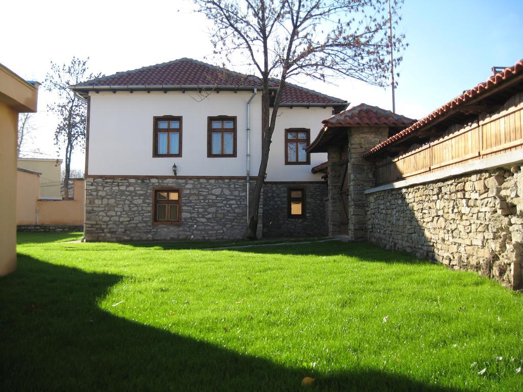 Private 4Br-2Ba Guest House Dryanovo With Pool And Free Parking Exterior photo